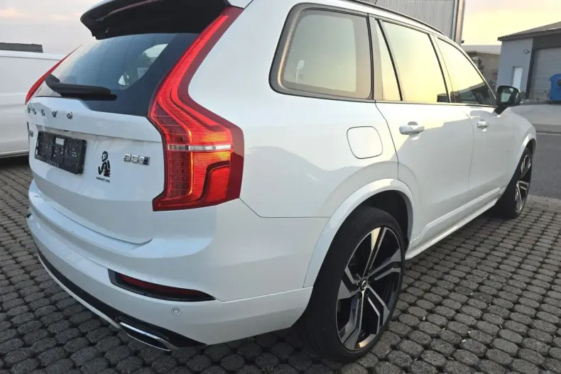 Volvo XC90 din 2020 cu 95.270 km - oferta VOL125111 - foto 5