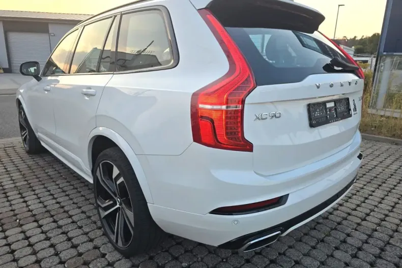 Volvo XC90 din 2020 cu 95.270 km - oferta VOL125111 - foto 7
