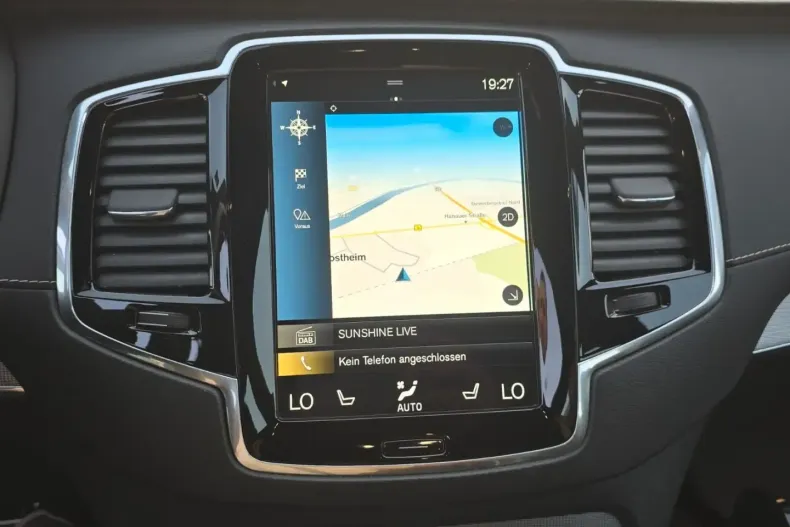 Volvo XC90 din 2020 cu 95.270 km - oferta VOL125111 - foto 12