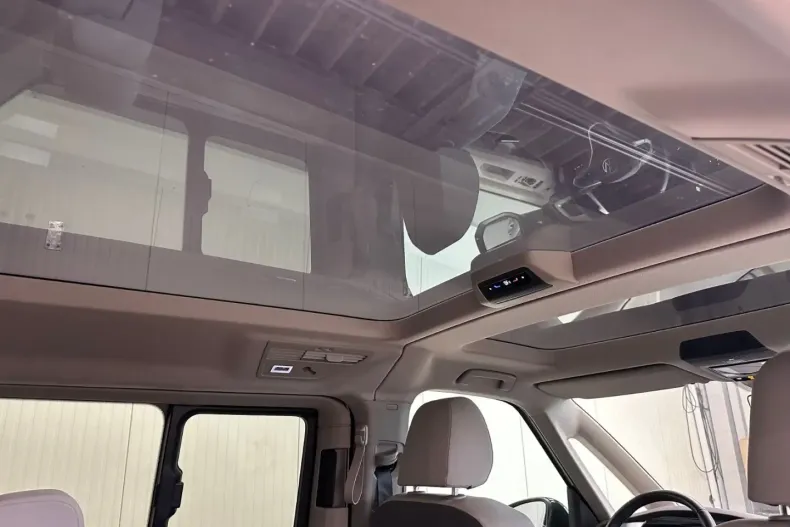 Volkswagen T7 Multivan din 2023 cu 20.450 km - oferta VOL125113 - foto 18