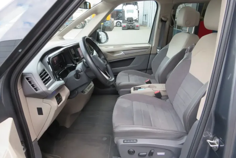 Volkswagen T7 Multivan din 2023 cu 32.292 km - oferta VOL125114 - foto 8