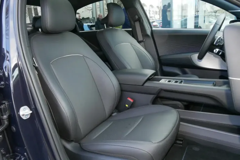 Hyundai IONIQ 6 din 2023 cu 6.577 km - oferta HYU125116 - foto 5