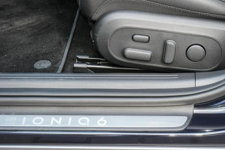 Hyundai IONIQ 6 din 2023 cu 6.577 km - oferta HYU125116 - foto 11