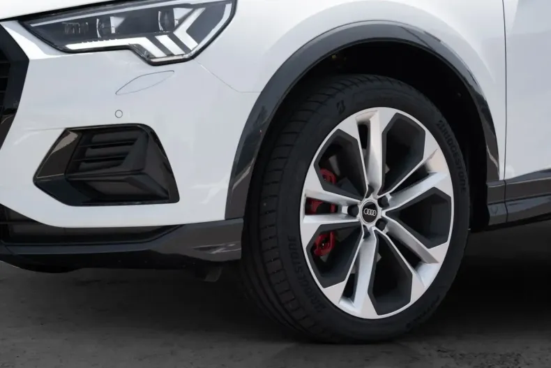 Audi Q3 din 2023 cu 10.900 km - oferta AUD125117 - foto 13