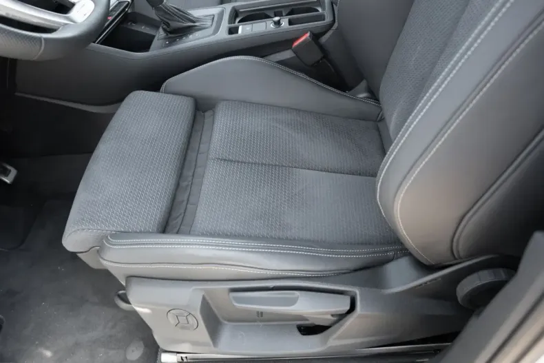 Audi Q3 din 2023 cu 10.900 km - oferta AUD125117 - foto 20