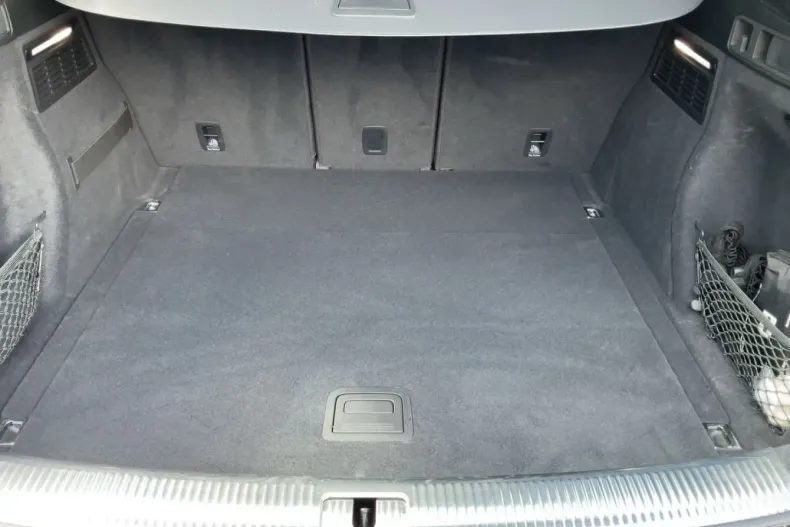 Audi Q5 din 2023 cu 18.293 km - oferta AUD125118 - foto 14