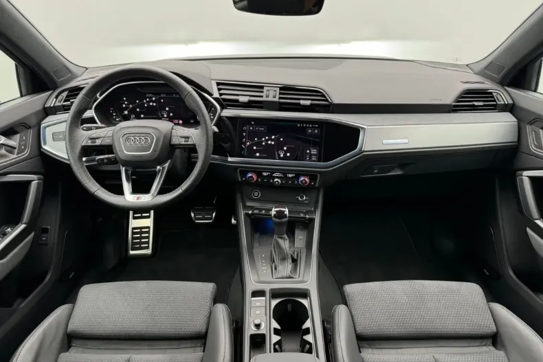 Audi Q3 din 2023 cu 12.763 km - oferta AUD125120 - foto 8