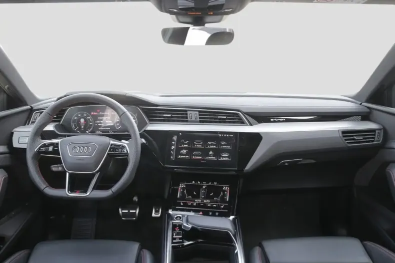 Audi Q8 e-tron din 2023 cu 14.638 km - oferta AUD125121 - foto 10