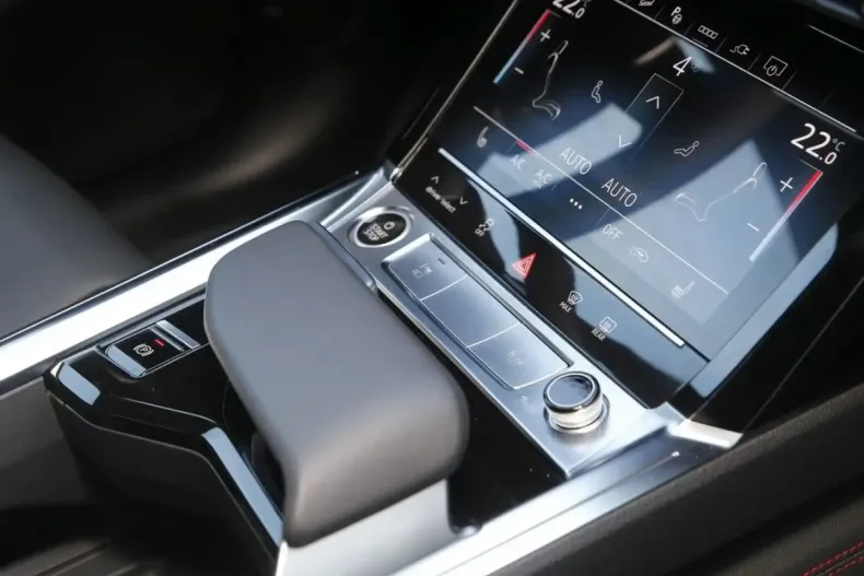 Audi Q8 e-tron din 2023 cu 14.638 km - oferta AUD125121 - foto 16