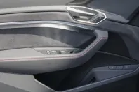 Audi Q8 e-tron din 2023 cu 14.638 km - oferta AUD125121 - foto 21