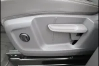 Volkswagen T7 Multivan din 2023 cu 32.600 km - oferta VOL125122 - foto 14