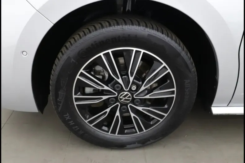 Volkswagen T7 Multivan din 2023 cu 32.600 km - oferta VOL125122 - foto 15