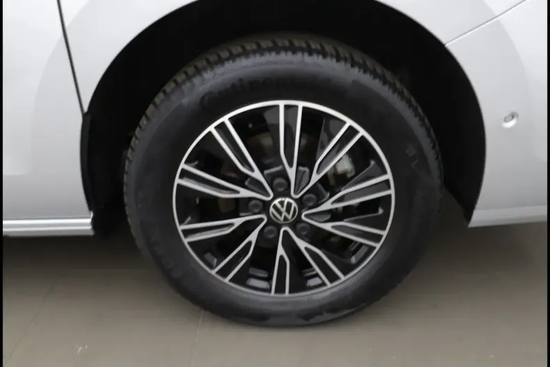 Volkswagen T7 Multivan din 2023 cu 32.600 km - oferta VOL125122 - foto 16