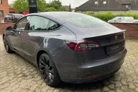 Tesla Model 3 din 2022 cu 69.697 km - oferta TES125126 - foto 4