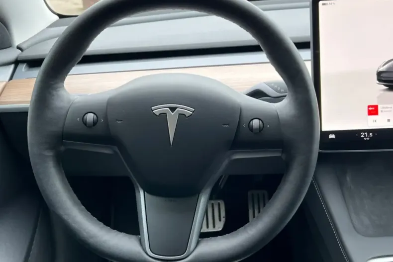 Tesla Model 3 din 2022 cu 69.697 km - oferta TES125126 - foto 13