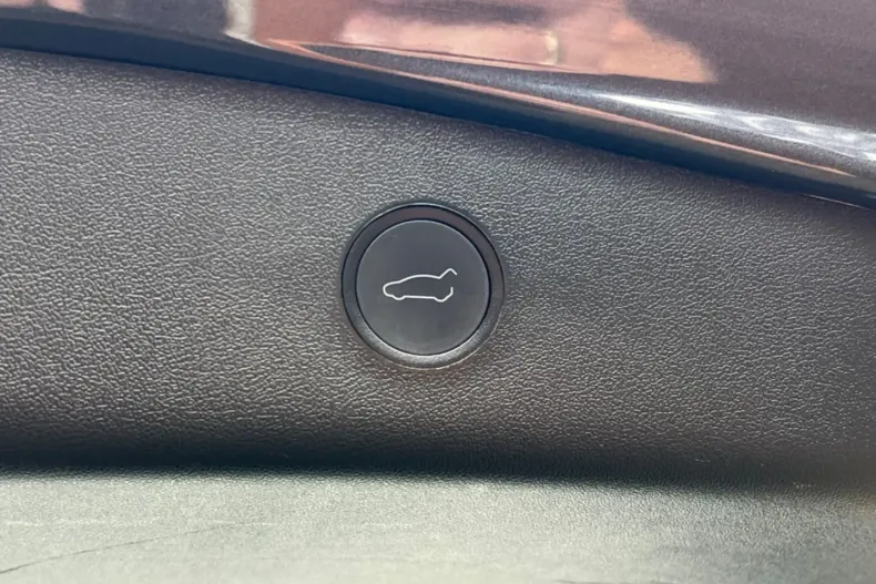 Tesla Model 3 din 2022 cu 69.697 km - oferta TES125126 - foto 18