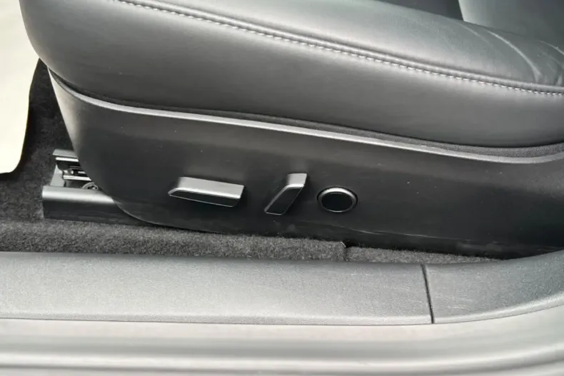 Tesla Model 3 din 2022 cu 69.697 km - oferta TES125126 - foto 20