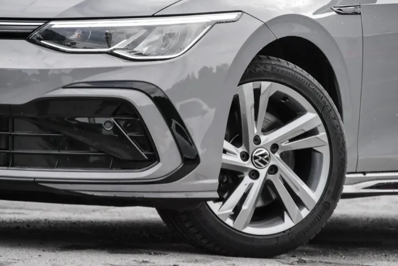 Volkswagen Golf din 2022 cu 34.148 km - oferta VOL125129 - foto 3