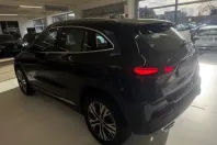 Mercedes-Benz GLA 200 din 2023 cu 4.999 km - oferta MER125131 - foto 4