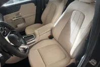 Mercedes-Benz GLA 200 din 2023 cu 4.999 km - oferta MER125131 - foto 10