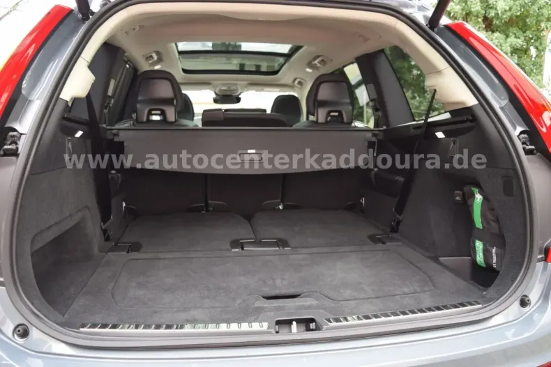 Volvo XC90 din 2023 cu 22.310 km - oferta VOL125133 - foto 12