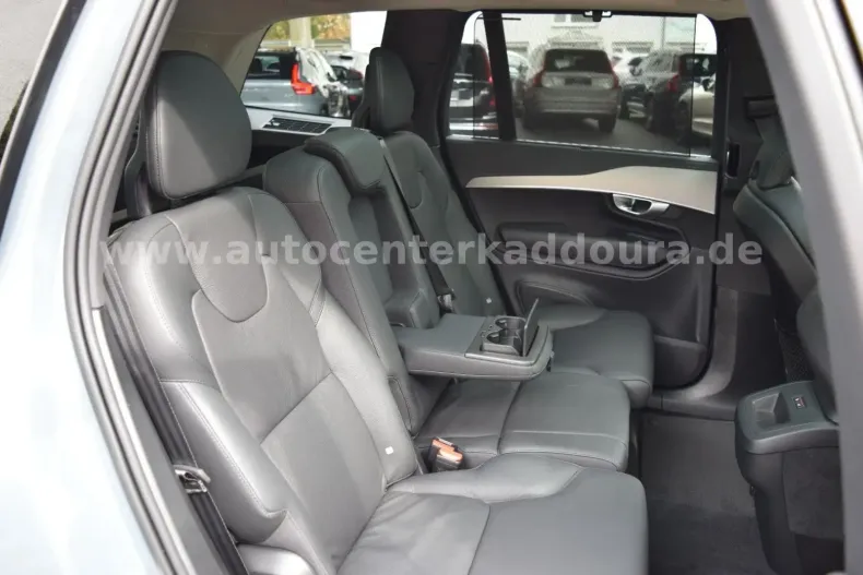 Volvo XC90 din 2023 cu 22.310 km - oferta VOL125133 - foto 14