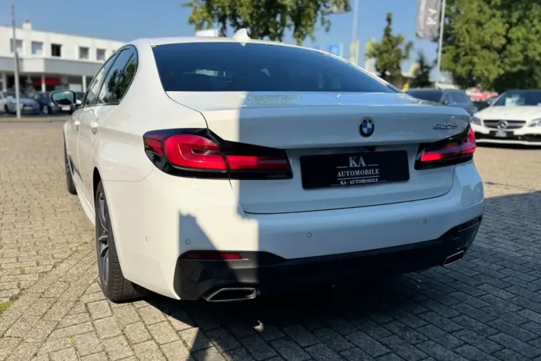 BMW 520 din 2023 cu 59.876 km - oferta BMW125141 - foto 5