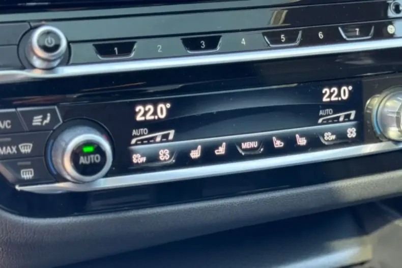 BMW 520 din 2023 cu 59.876 km - oferta BMW125141 - foto 15