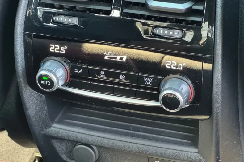 BMW 520 din 2023 cu 59.876 km - oferta BMW125141 - foto 19