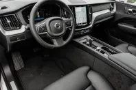 Volvo XC60 din 2023 cu 1.558 km - oferta VOL125147 - foto 8