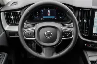 Volvo XC60 din 2023 cu 1.558 km - oferta VOL125147 - foto 10