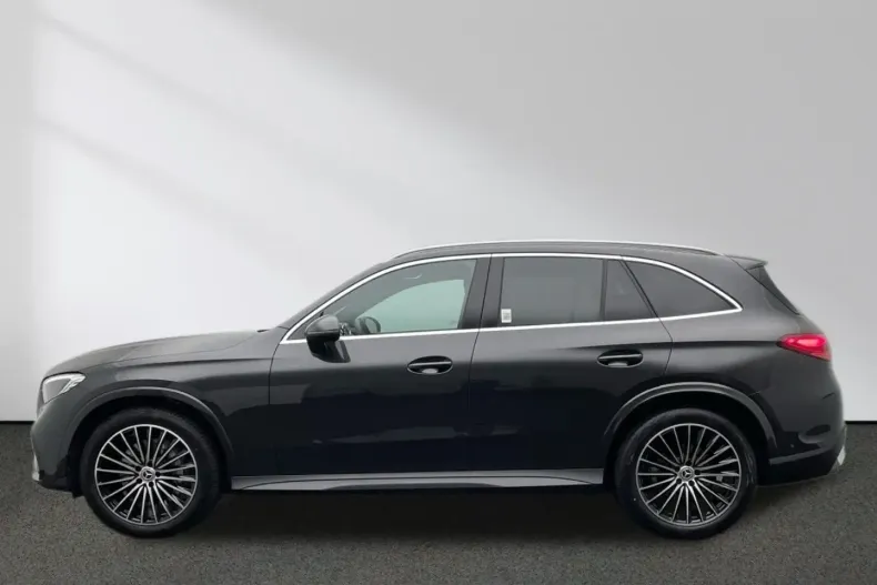 Mercedes-Benz GLC 200 din 2023 cu 10.319 km - oferta MER125152 - foto 3