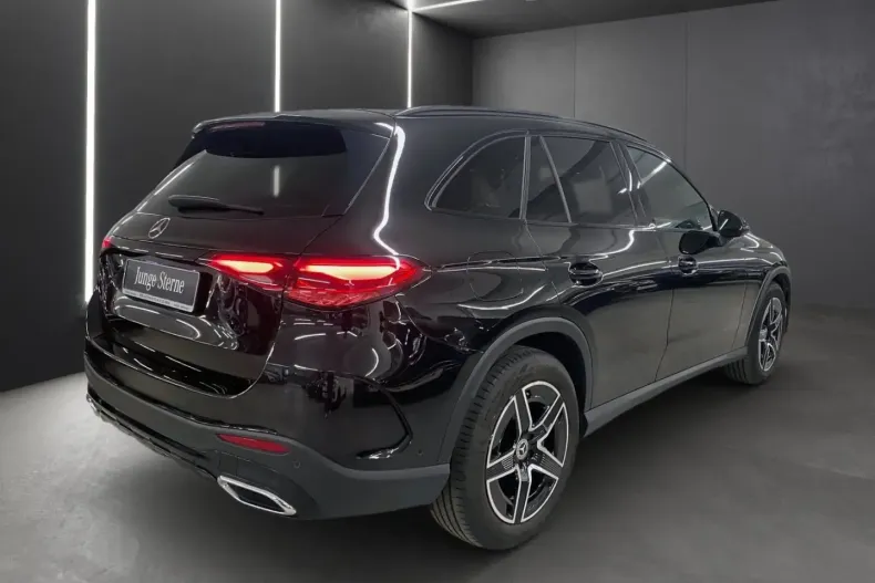 Mercedes-Benz GLC 200 din 2022 cu 16.277 km - oferta MER125153 - foto 3