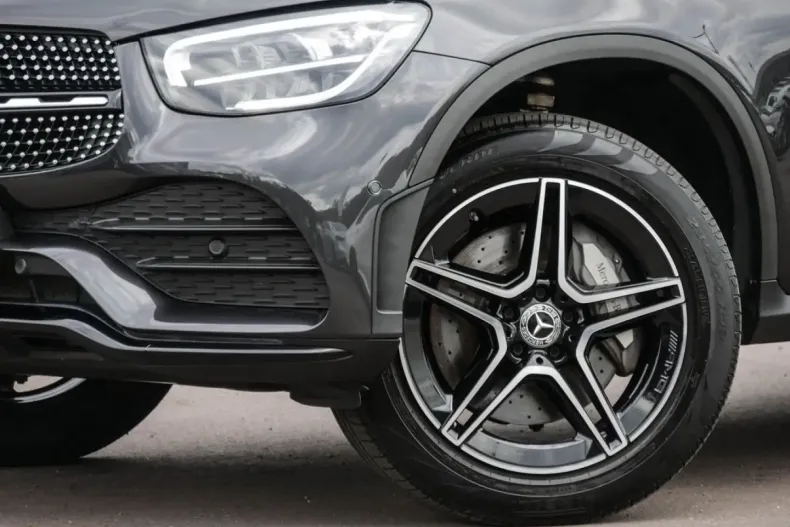 Mercedes-Benz GLC 300 din 2021 cu 46.940 km - oferta MER125157 - foto 5