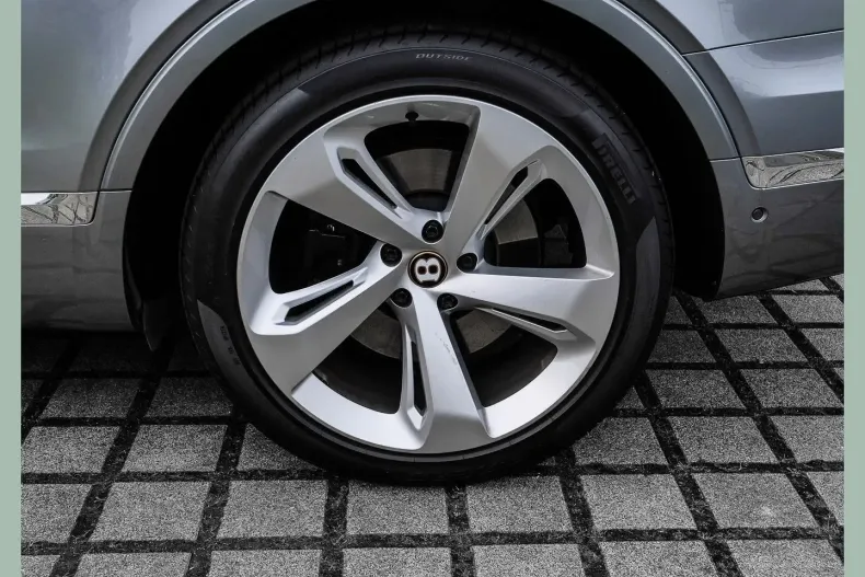 Bentley Bentayga din 2020 cu 34.830 km - oferta BEN125173 - foto 6