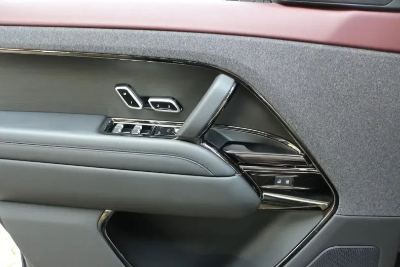 Land Rover Range Rover Sport din 2023 cu 24.800 km - oferta LAN125174 - foto 21