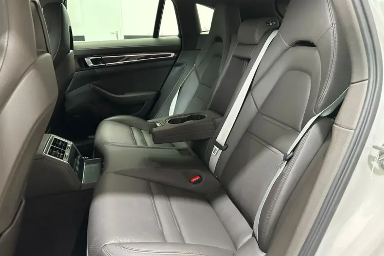 Porsche Panamera din 2021 cu 86.193 km - oferta POR125183 - foto 24