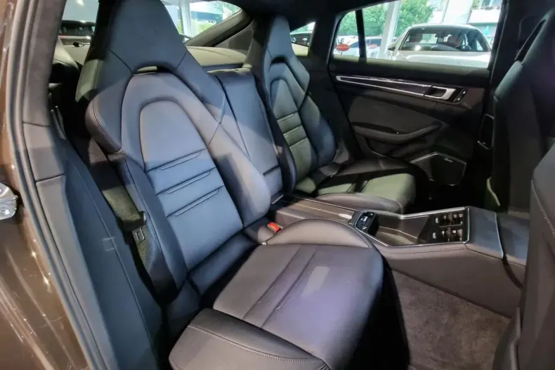 Porsche Panamera din 2021 cu 63.644 km - oferta POR125185 - foto 28