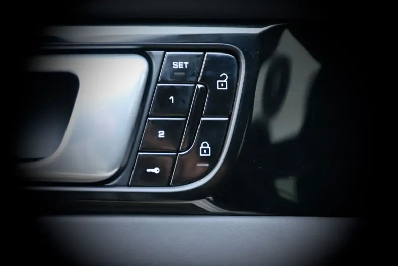 Porsche Panamera din 2020 cu 33.909 km - oferta POR125187 - foto 19