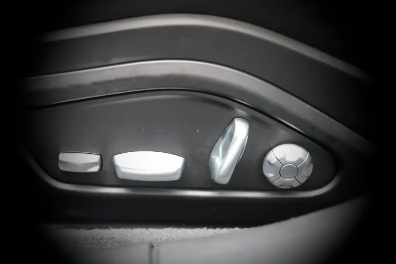 Porsche Panamera din 2021 cu 67.601 km - oferta POR125190 - foto 13