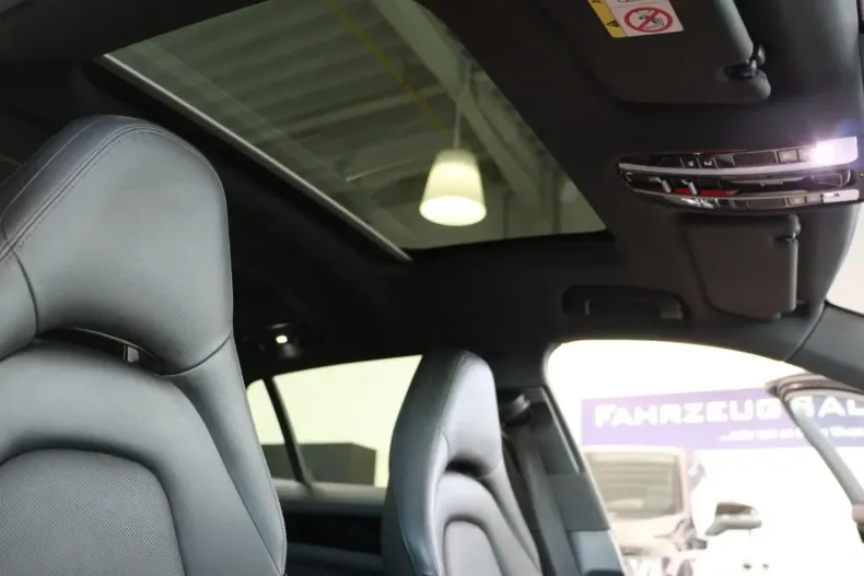 Porsche Panamera din 2020 cu 77.080 km - oferta POR125192 - foto 6