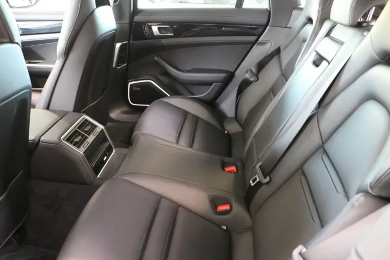 Porsche Panamera din 2020 cu 77.080 km - oferta POR125192 - foto 21