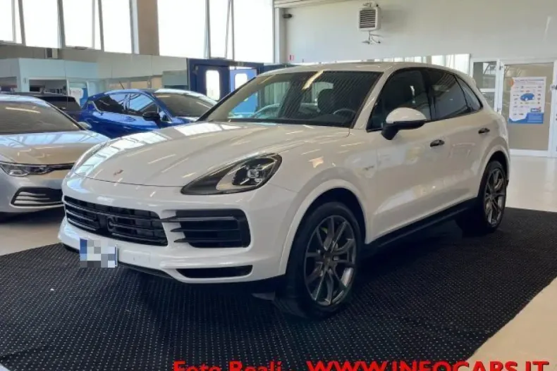 Porsche Cayenne din 2020 cu 59.000 km - oferta POR125193 - foto 3