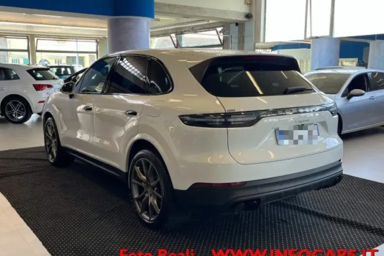 Porsche Cayenne din 2020 cu 59.000 km - oferta POR125193 - foto 4
