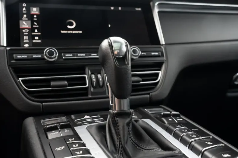 Porsche Macan din 2021 cu 50.000 km - oferta POR125194 - foto 19