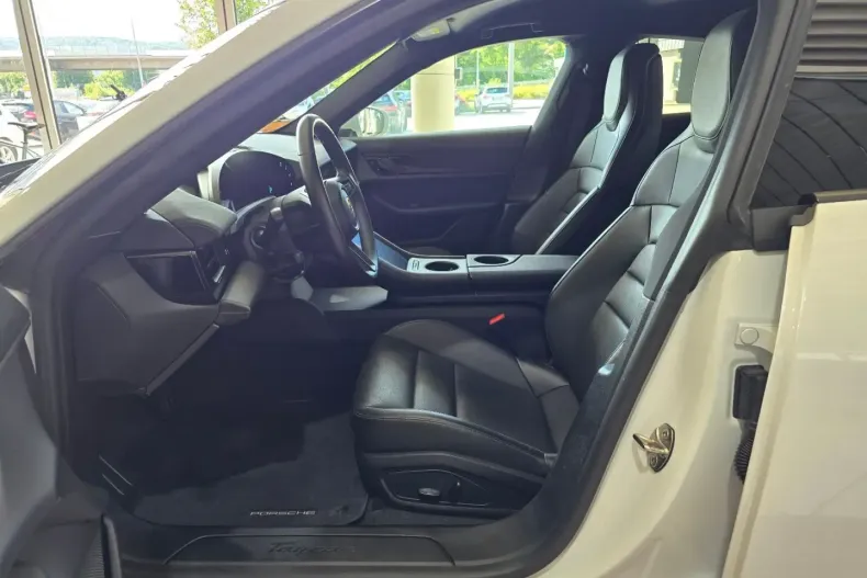 Porsche Taycan din 2021 cu 59.990 km - oferta POR125195 - foto 9