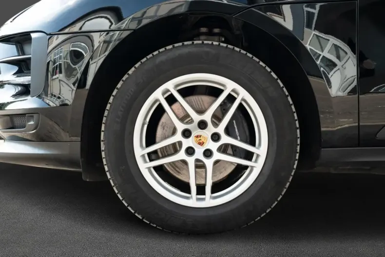 Porsche Macan din 2021 cu 47.831 km - oferta POR125198 - foto 4