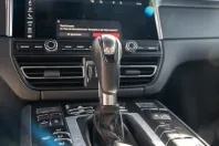 Porsche Macan din 2021 cu 47.831 km - oferta POR125198 - foto 23