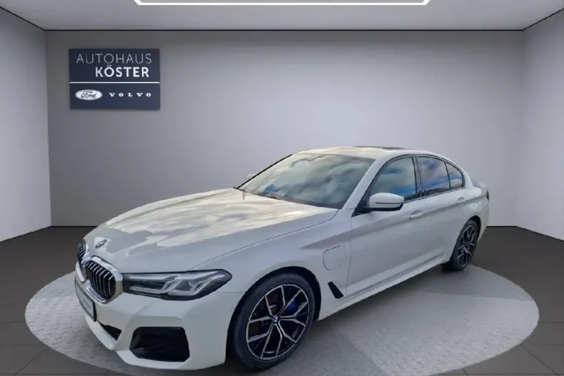 BMW 545 din 2020 cu 28.970 km - oferta BMW125208 - foto 1