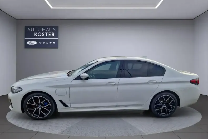 BMW 545 din 2020 cu 28.970 km - oferta BMW125208 - foto 2